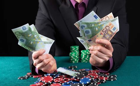 The Art of Blackjack Bankroll Management .